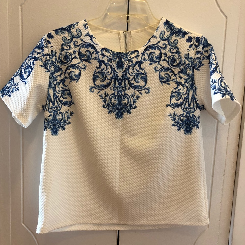 Unique White Top with Mosaic Print